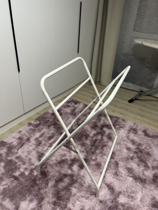 Продам ванночку с подставкой