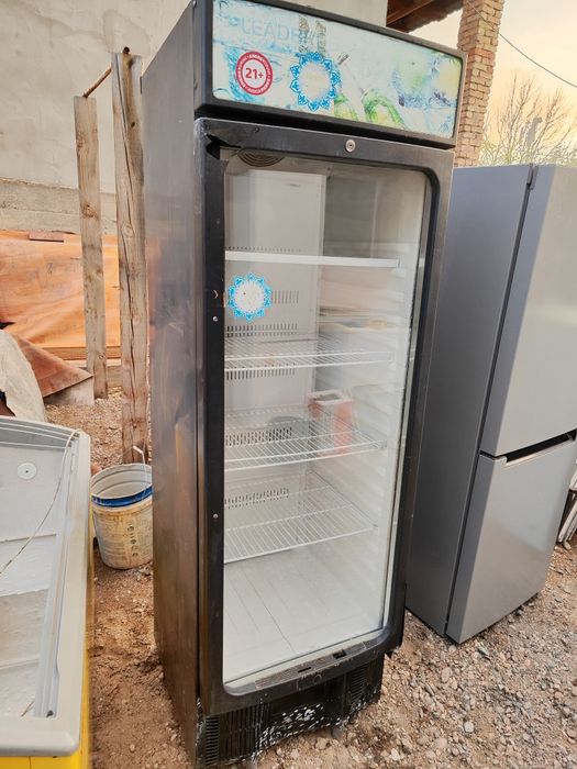 Холодильник рабочий