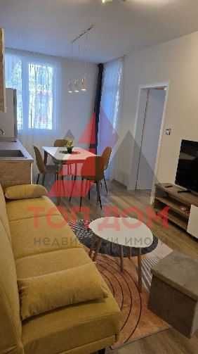 Дава се под наем Тристаен апартамент в Варна, Окръжна болница - 70 кв.м за 765 € - Снимка #1