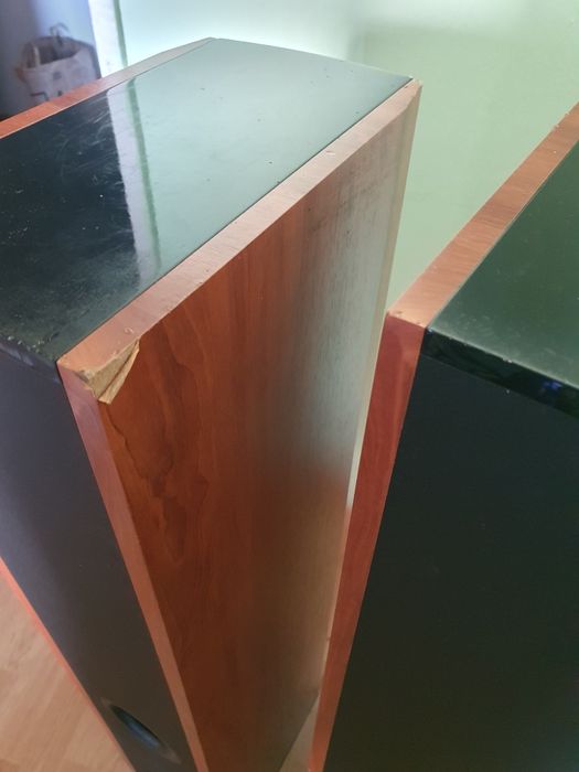 Boxe coloana 3 cai Bass Reflex Jamo s 606 210 watti