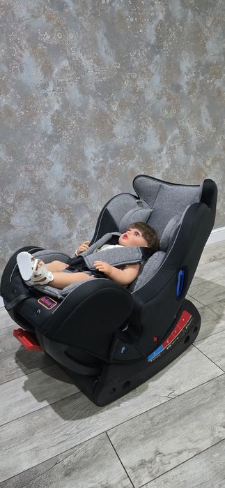 Автокресло (0+) Универсальное