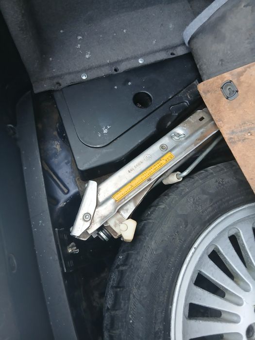 Нештяки оригенальные на БМВ