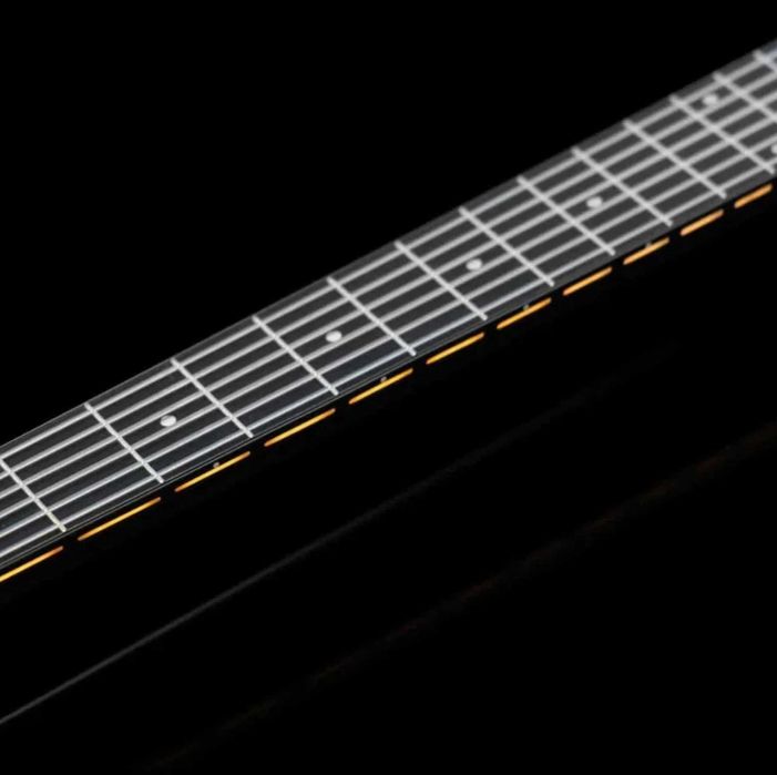 AeroBand Guitar AG01 — смарт-гитара с MIDI и Bluetooth