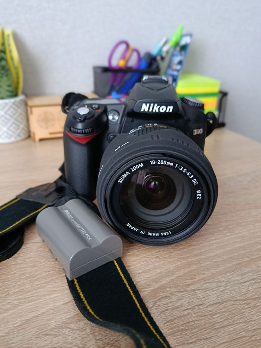 Камера NIKON D90