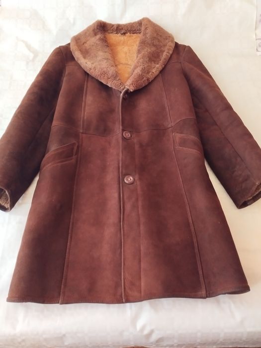 Дълъг зимен мъжки кожух