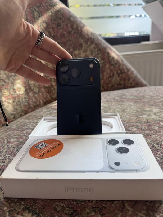 Iphone 17 pro 256gb liber in retea