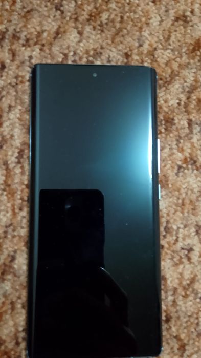 Срочно продам телефон