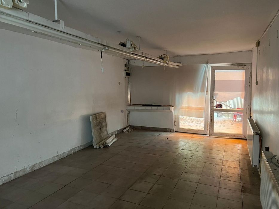 Spatiu comercial de vanzare