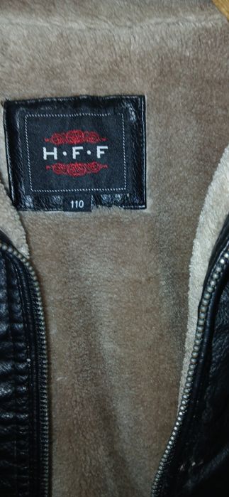 Продаётся детская кожаная куртка