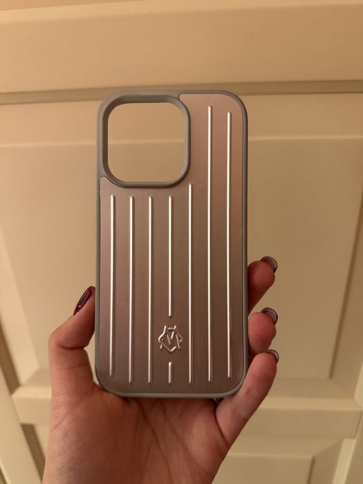 Rimowa Iphone 14 pro case