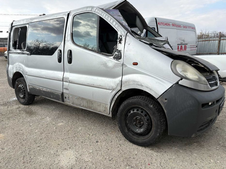 DEZMEMBREZ PIESE OPEL VIVARO 1.9 DTI 6 trepte 74 KW tip F9Q 8+1 locuri 2004 Renault TRAFIC