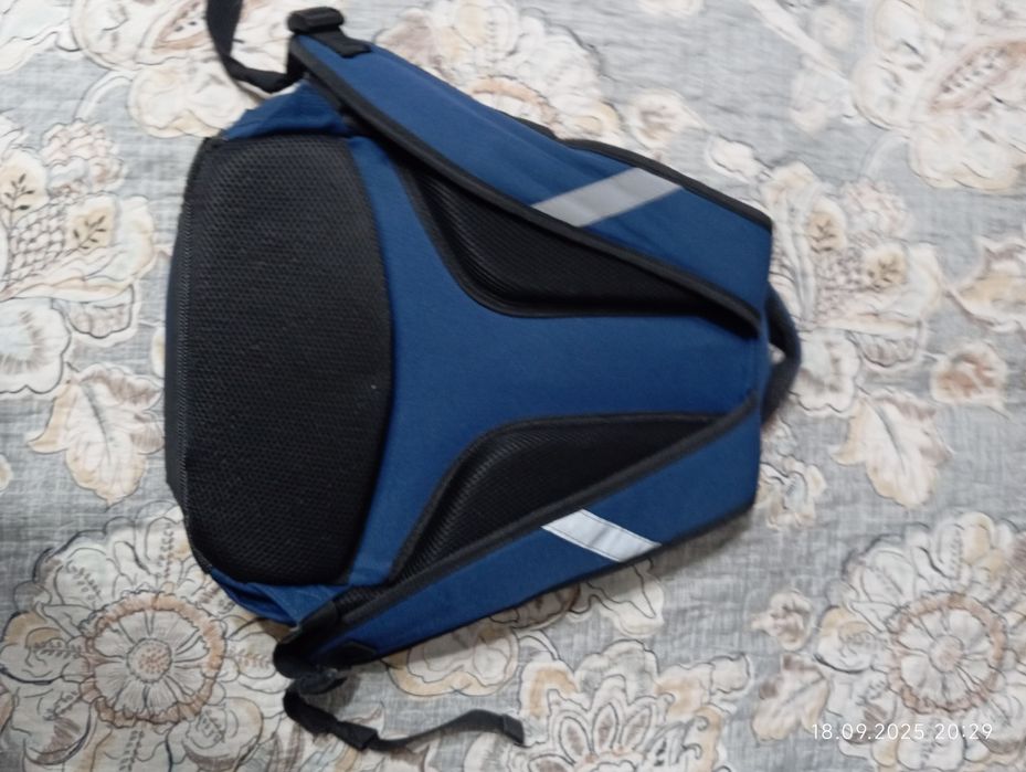 Рюкзак для мальчика на 3-5 класс