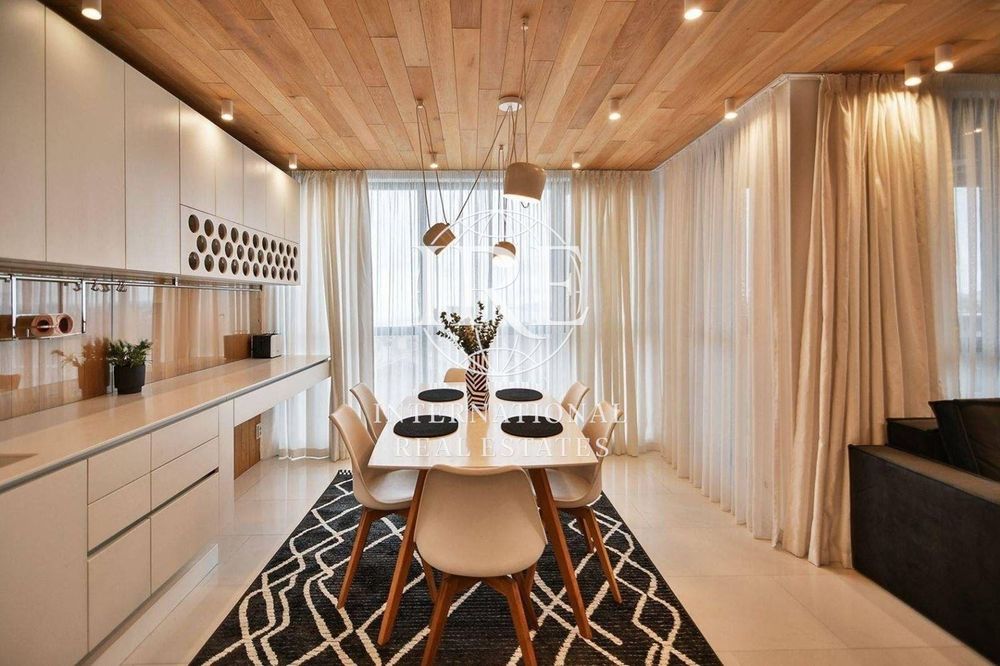 Продава се Двустаен апартамент в Варна, м-т Траката - 83 кв.м за 2988 €/кв.м - Снимка #2