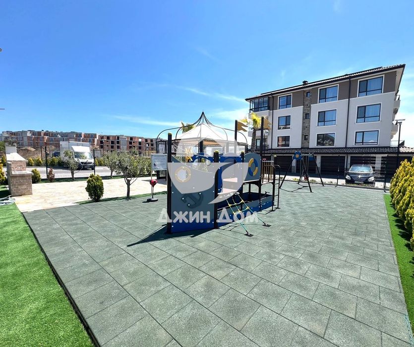 Продава се Двустаен апартамент в Бургас, Сарафово - 69 кв.м за 1711 €/кв.м - Снимка #10