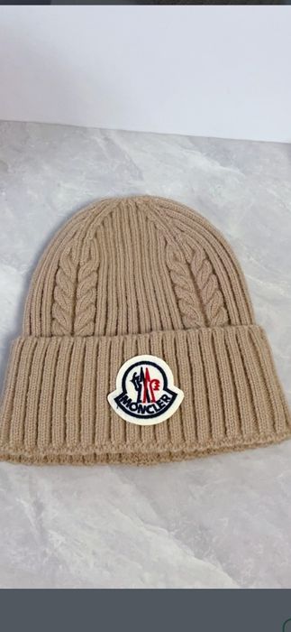 Fes Moncler, model 2026