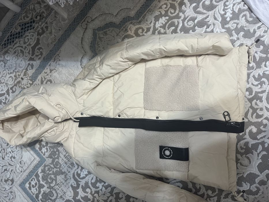 Зимний куртка сатылады