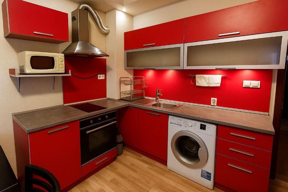 Дава се под наем Двустаен апартамент в Варна, Младост 2 - 50 кв.м за 375 € - Снимка #1