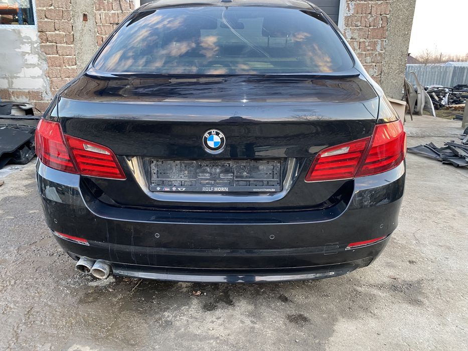 Bara spate / Portbagaj / Stopuri BMW Seria 5 F10 475 BLACK SAPHIR