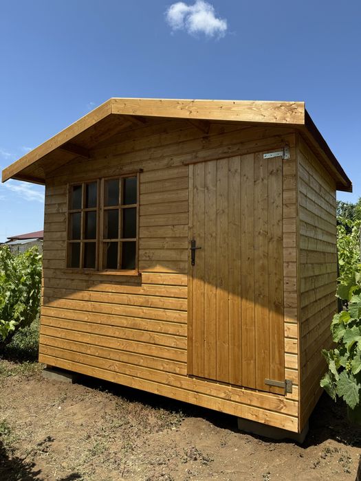 Барака за инструменти, къща за инструменти, градинска къща