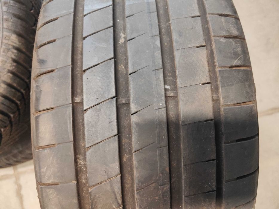 2бр. летни гуми 225/45/17 Goodyear