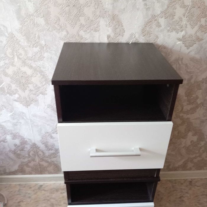 Продаются тумбочки прикроватные сразу 2 штуки