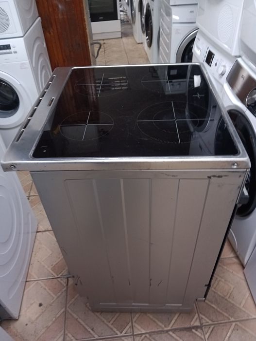 Иноксова свободно стояща печка с керамичен плот Gorenje 2 год.Гаранция