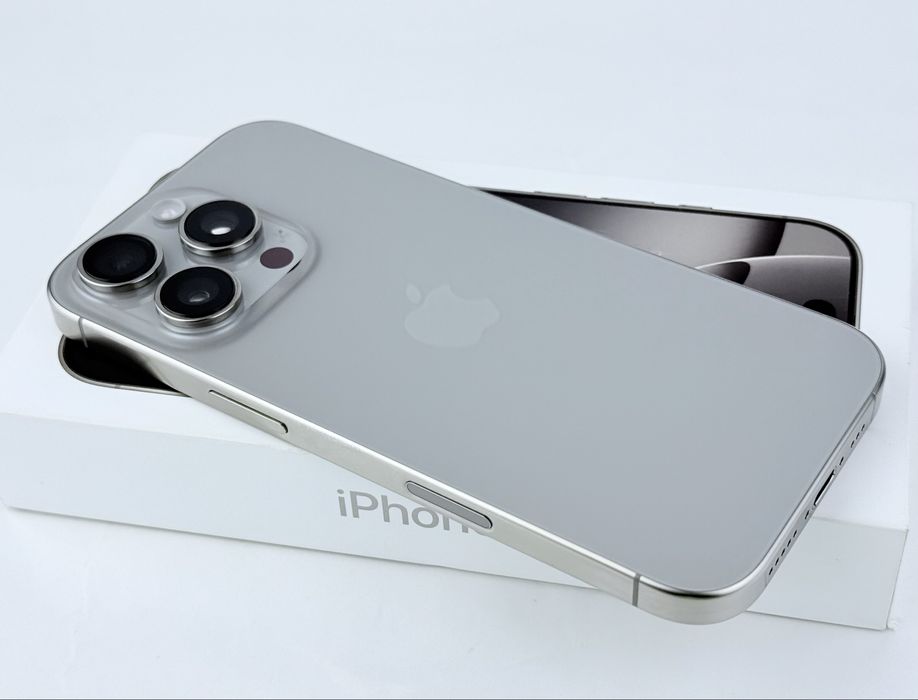 Apple iPhone 16 Pro 128GB Natural Titanium Перфектен! Гаранция!