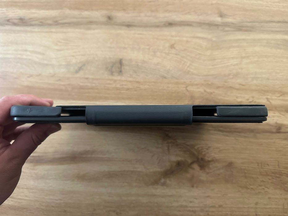 КАТО НОВА !!! Безжична клавиатура - кейс и поставка - LOGITECH Slim Folio Pro - iPad Pro 12.9