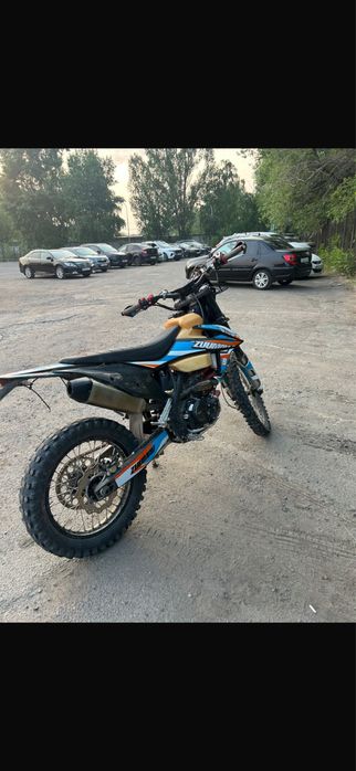 Продам zuumav k8