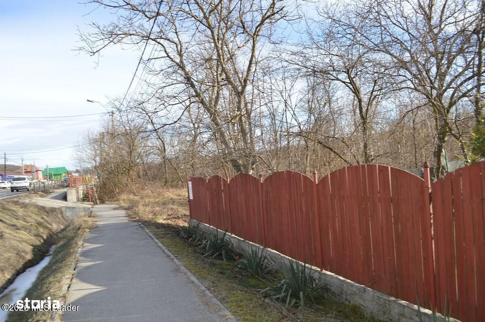 Valea Ursului - DN 7, Teren Stradal 2744 mp