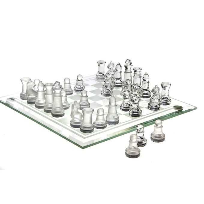 Луксозен стъклен шах – стилен подарък за ценители в два размера