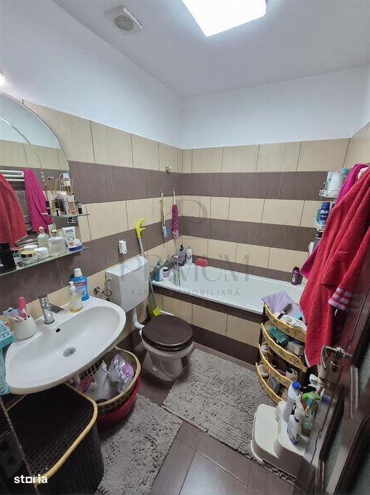 Soarelui - Bloc Izolat - 3 Camere - Centrala Proprie - Clima - Decoman