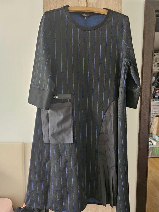 Спортно елегантна рокля