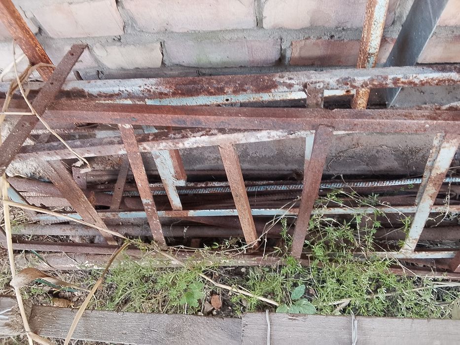 Трубы , угольники, металл