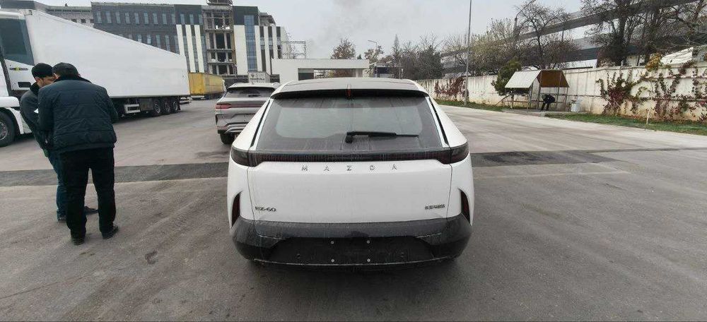 Mazda ez 60 Notarius