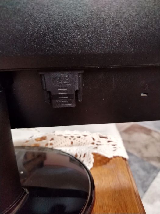 Monitor HP s2232a