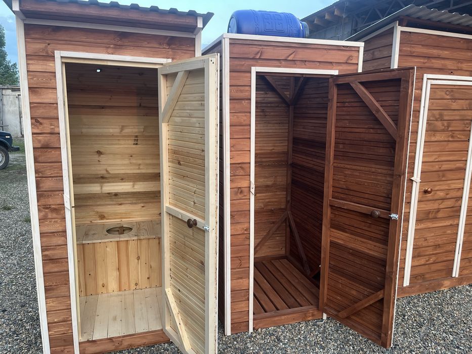 Уличный туалет, душ