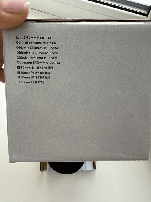 Canon объектив EF 50mm/ 1.8STM