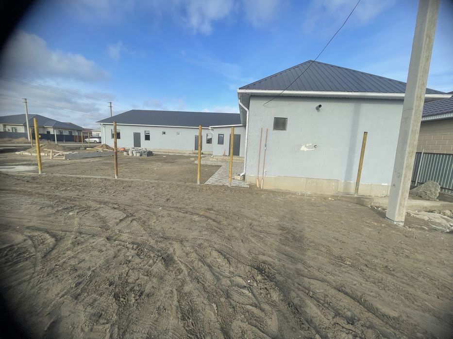 Продается дом , с доходом в месяц 300 тыс