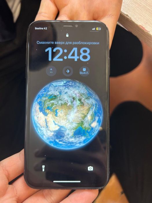 Продаю IPhone Xr срочно