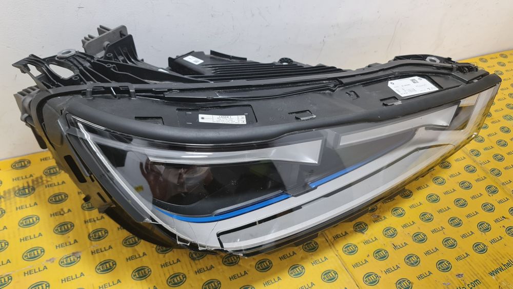 Far full led Laser BMW iX i20 stanga 5A3CEA2 spart avariat