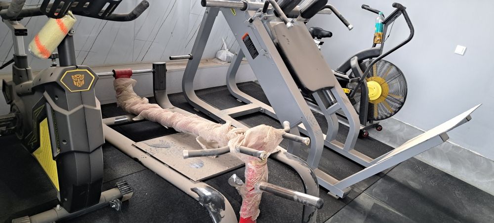 200kv zal uchun trenajerlar sotiladi gantel va blinlari ham bor