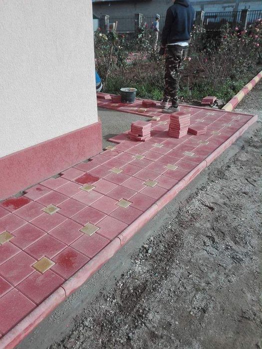 Pavaj, pavele modele antiderapante pentru gradina. Montaj