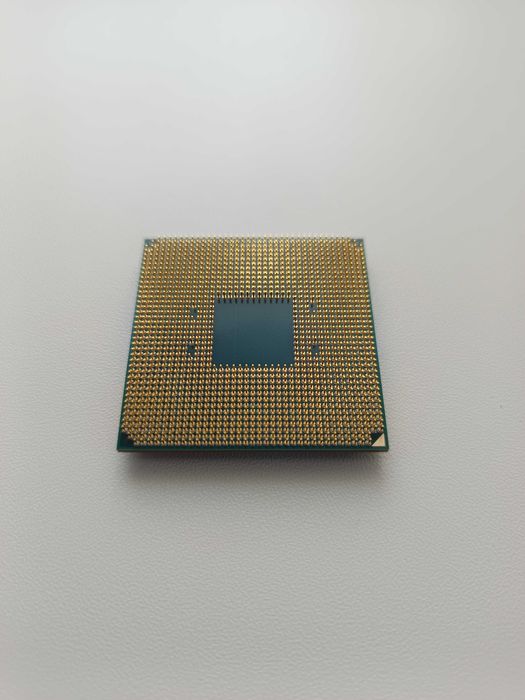 Ryzen 3900x, AsRock AB350 K4, G.Skill 2x4gb, 850 EVO 250GB, Arctic 34