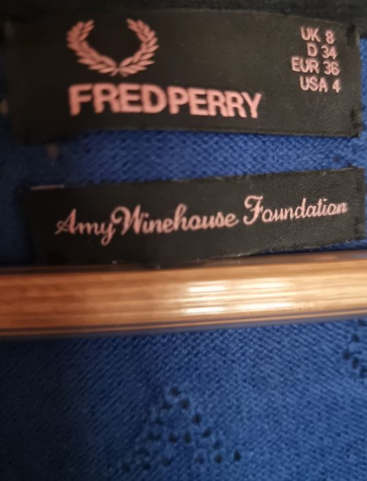 FRED PERRY оригинални дамски жилетки