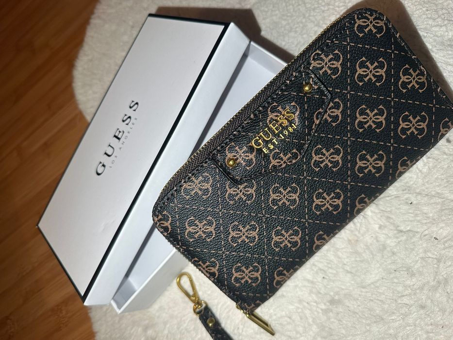 Portofel guess femei