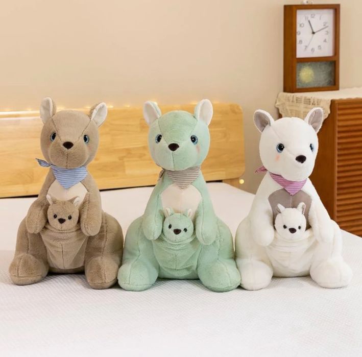 Кенгуру с бебе – Мека плюшена играчка 35см