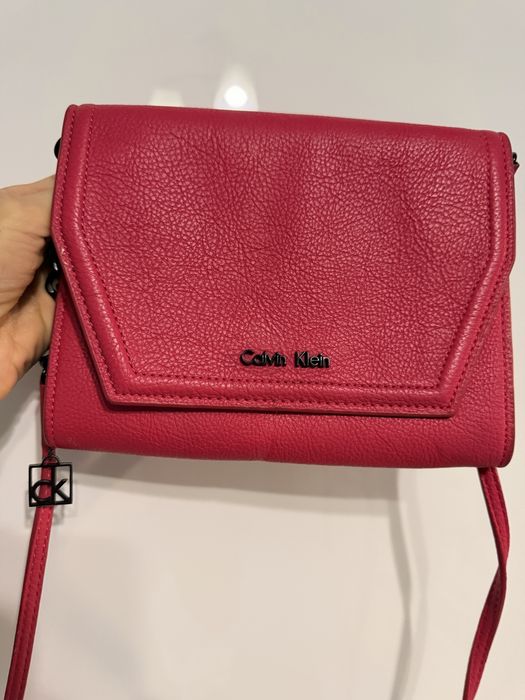 Дамски оригинални раници и чанта Calvin Klein, Love Moschino и други