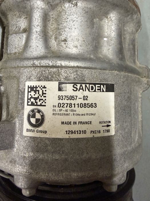 Compresor aer conditionat BMW Seria7 G11 G12 G30 G31 Original