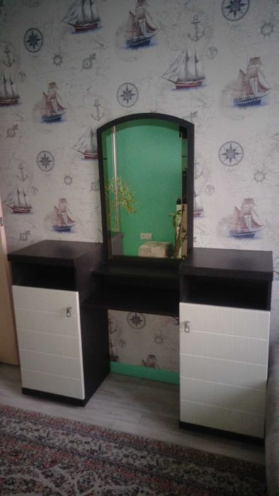 Туалетный столик